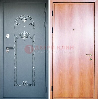 Железная дверь с ковкой ламинат внутри ДК-11 в квартиру в Электростали