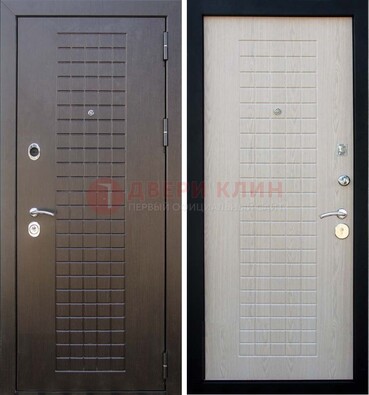 Темная железная дверь с МДФ ДМ-149 для деревянного дома в Электростали