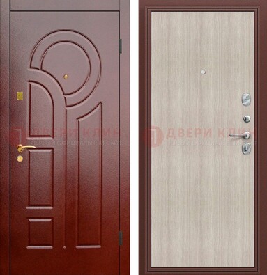 Красная металлическая дверь с МДФ панелями ДМ-368 в Электростали