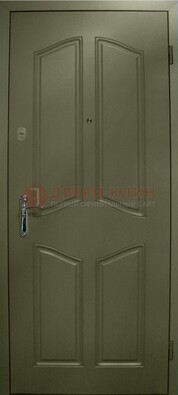 Зеленая стальная дверь с МДФ ДМ-49 в дом в Электростали