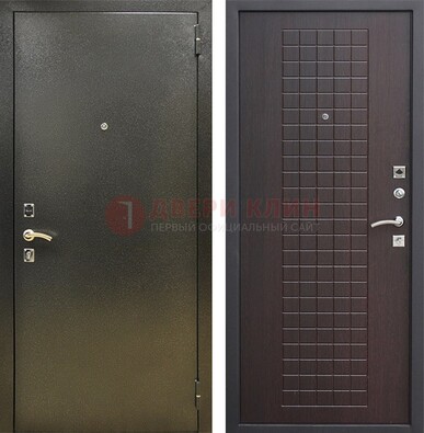 Темная железная дверь с порошковым напылением и терморазрывом МДФ Махагон ДП-286 в Видном