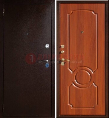 Темная железная дверь с порошковым напылением ДП-46 в Электростали