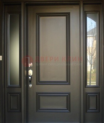 Парадная дверь с отделкой массив ДПР-65 в загородный дом в Электростали