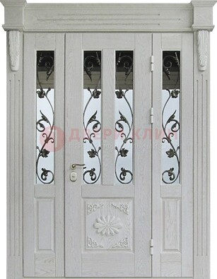 Входная парадная дверь со стеклом и ковкой в белом цвете ДПР-93 в Электростали