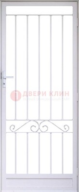 Белая стальная решетчатая дверь с волютами ДР-30 в Электростали