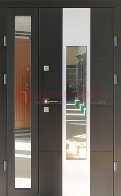 Темная полуторная стальная дверь со стеклом ДС-10 в Электростали