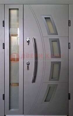 Серая железная дверь для дома со стеклом ДС-17 в Электростали