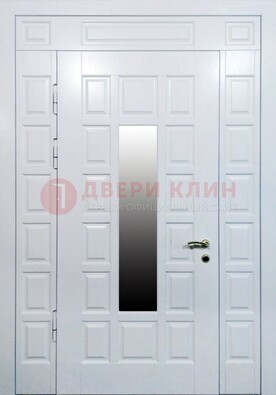 Белая входная дверь с МДФ панелью и стеклом ДС-56 в Электростали