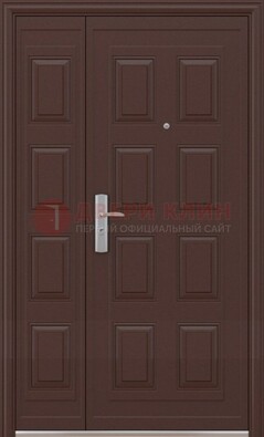 Коричневая железная тамбурная дверь ДТМ-37 в Электростали
