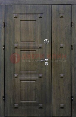 Железная двухстворчатая филенчатая дверь с виноритом ДВТ-143 в Электростали